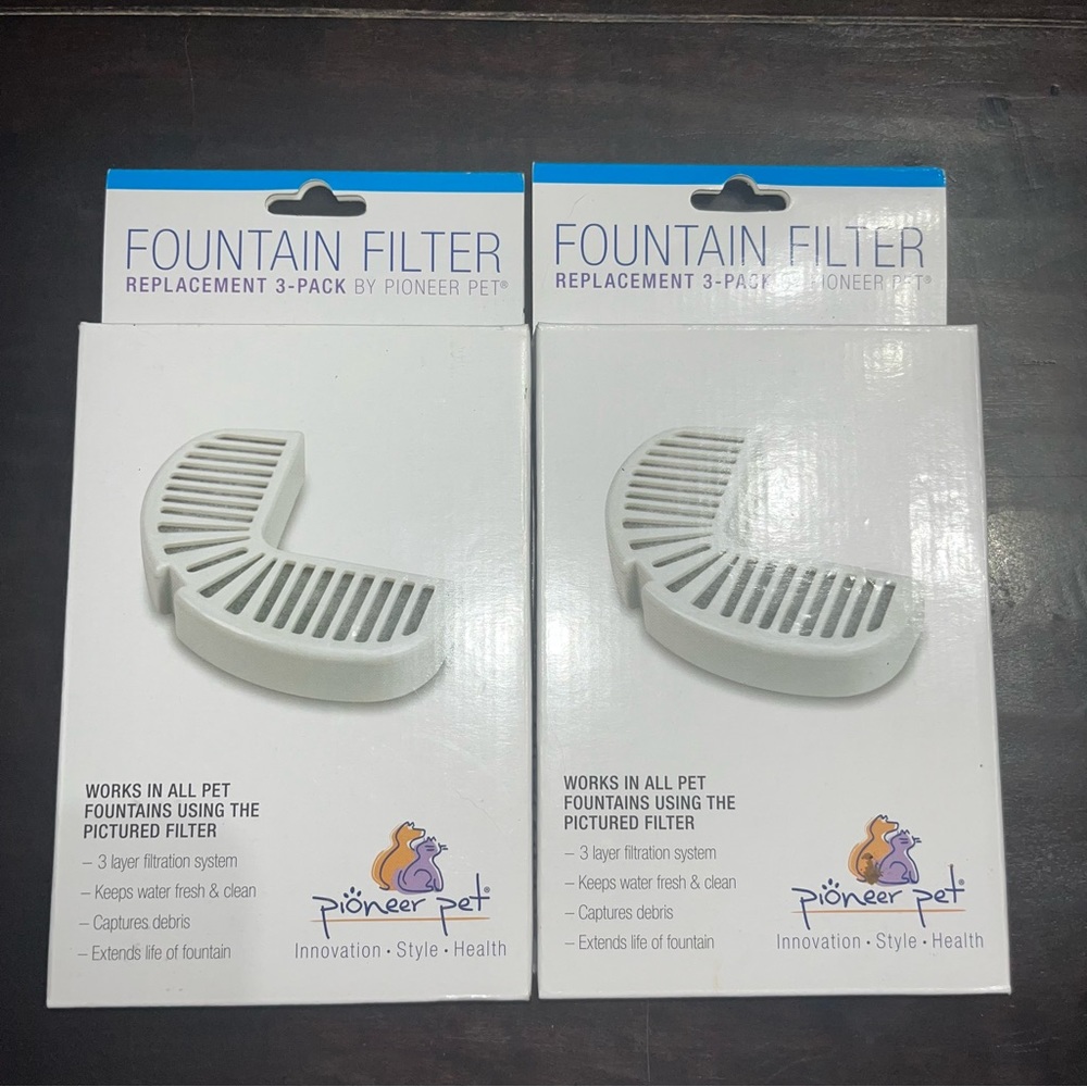 NWT Fountain Filter Set of 2 so it’s 6 total Water Filters
